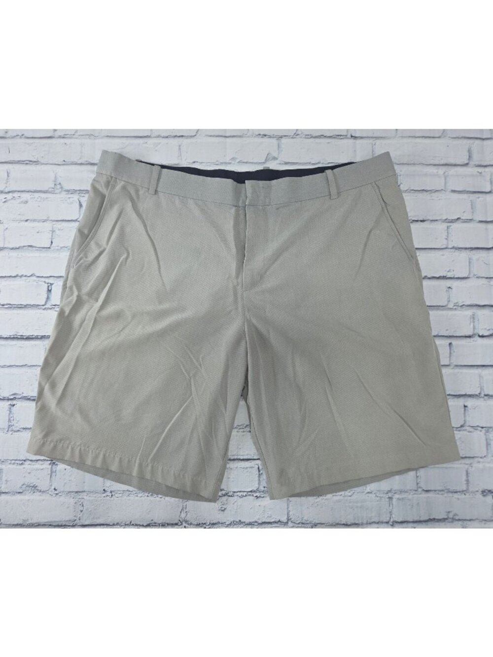Nike Golf Dri-FIT Standard Fit Mens Gray Shorts Size 42